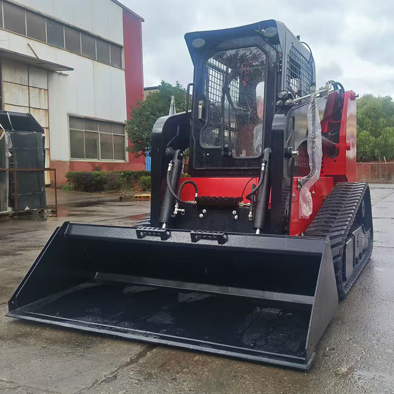 HTS100 滑移装载机