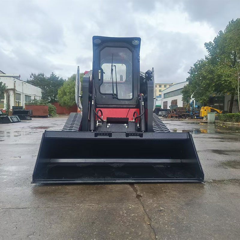 HTS100 滑移装载机